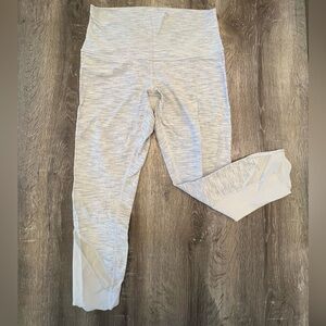 Lululemon Capri Length Leggings